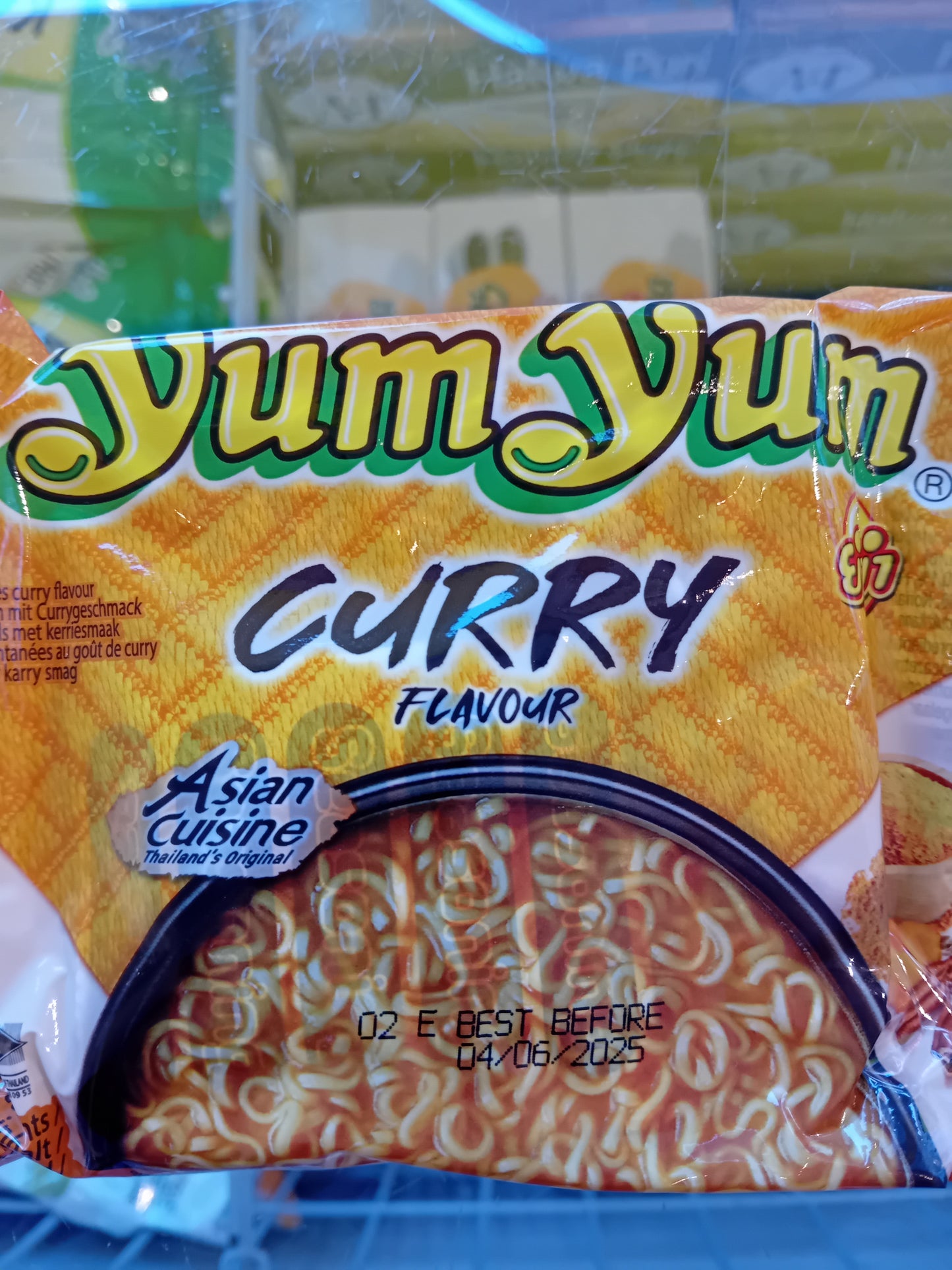 Yumyum curry flavour noodles