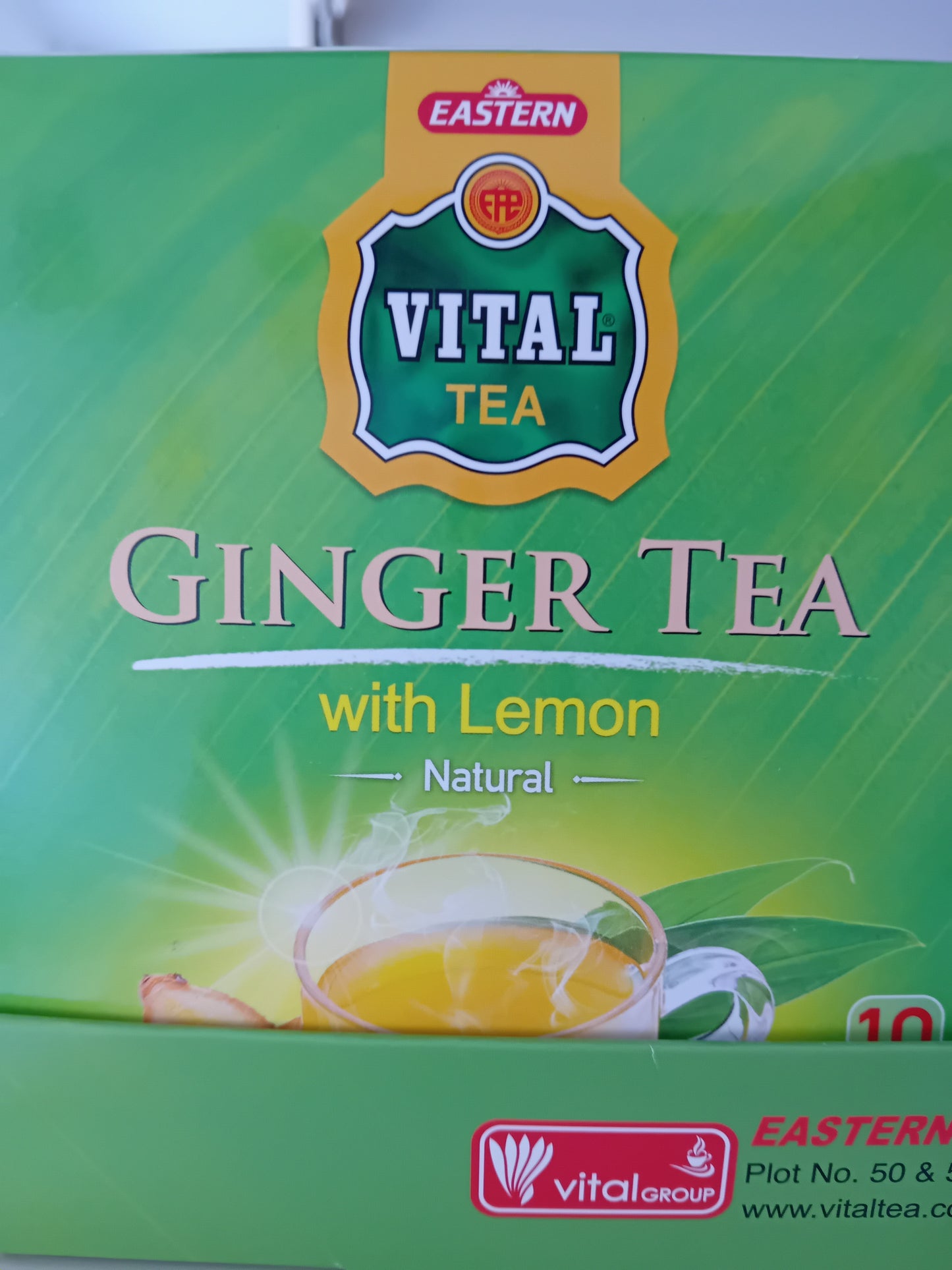 Vital ginger tea with lemon